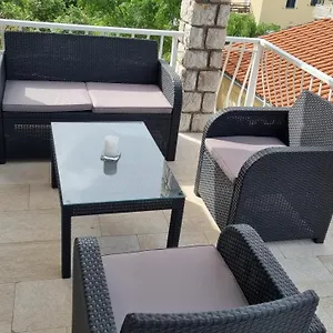 Mali Apartman